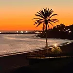 Costa Del Sol Apt, Pool & Terrace & Walk * Sitio de Calahonda
