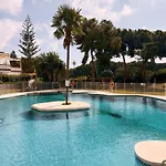 Daire Costa Del Sol Apt, Pool & Terrace & Walk Sitio de Calahonda