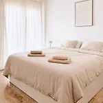 Costa Del Sol Apt, Pool & Terrace & Walk *