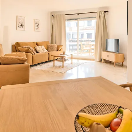 Costa Del Sol Apt, Pool & Terrace & Walk